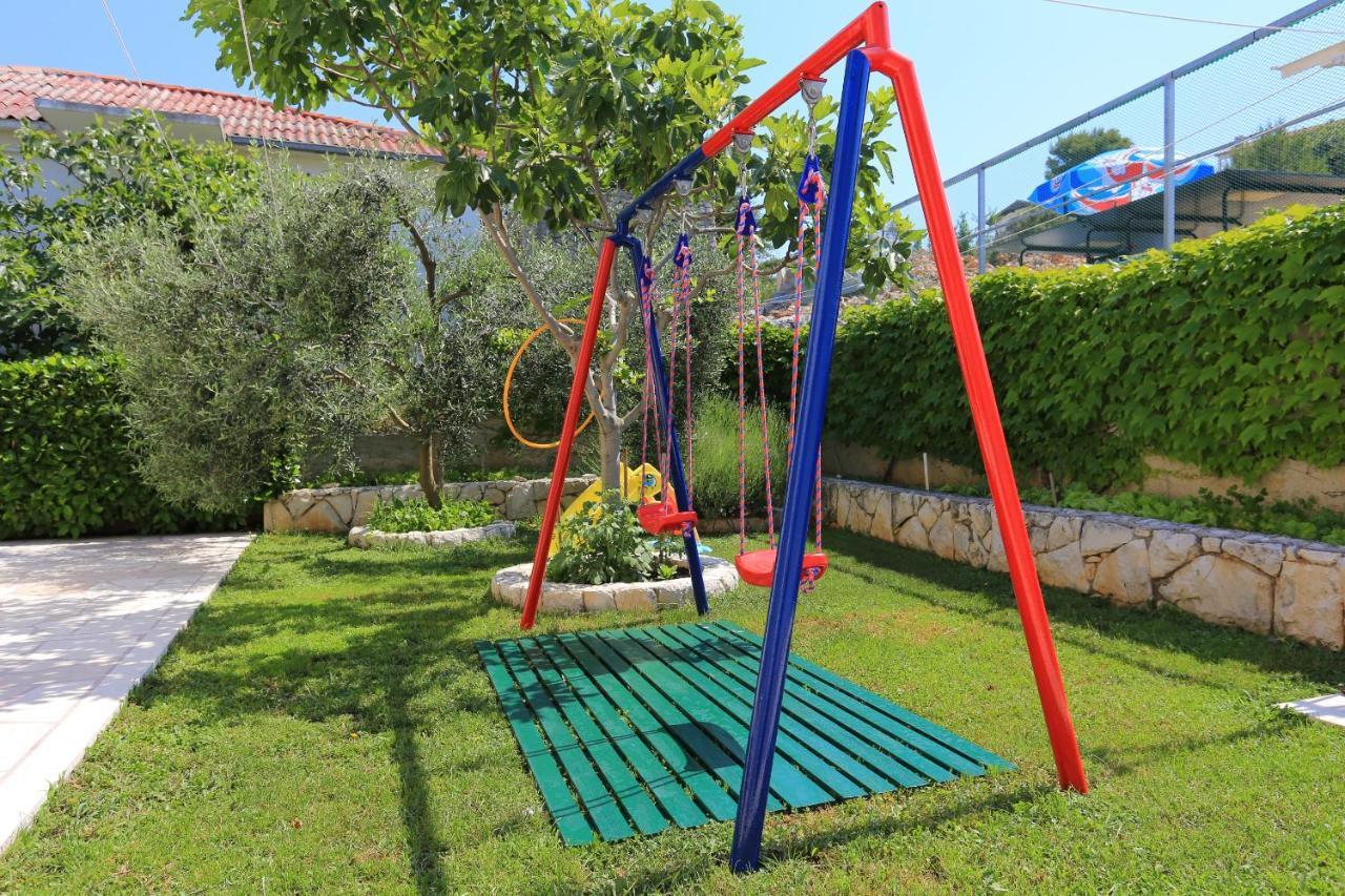 Family Friendly Seaside Apartments Razanj, Rogoznica - 10373 Extérieur photo