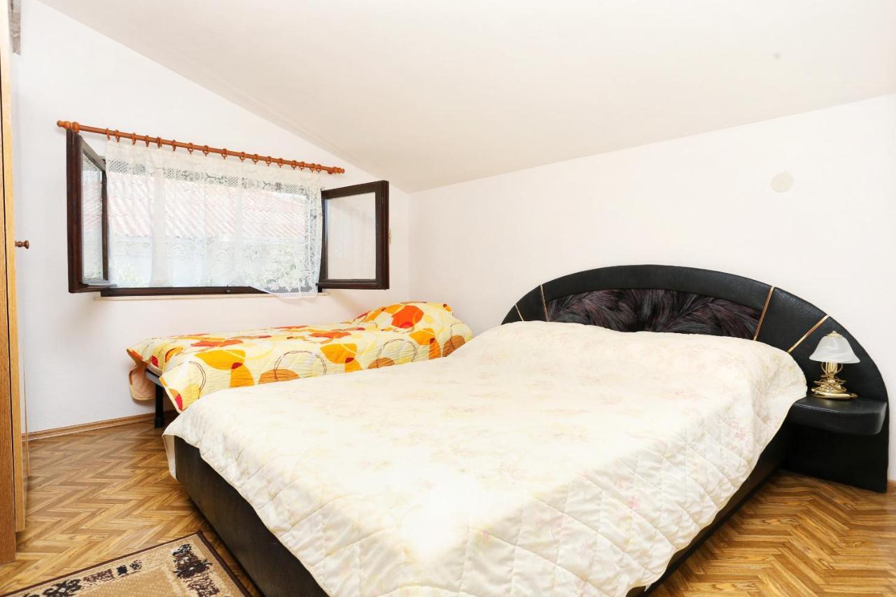 Family Friendly Seaside Apartments Razanj, Rogoznica - 10373 Extérieur photo