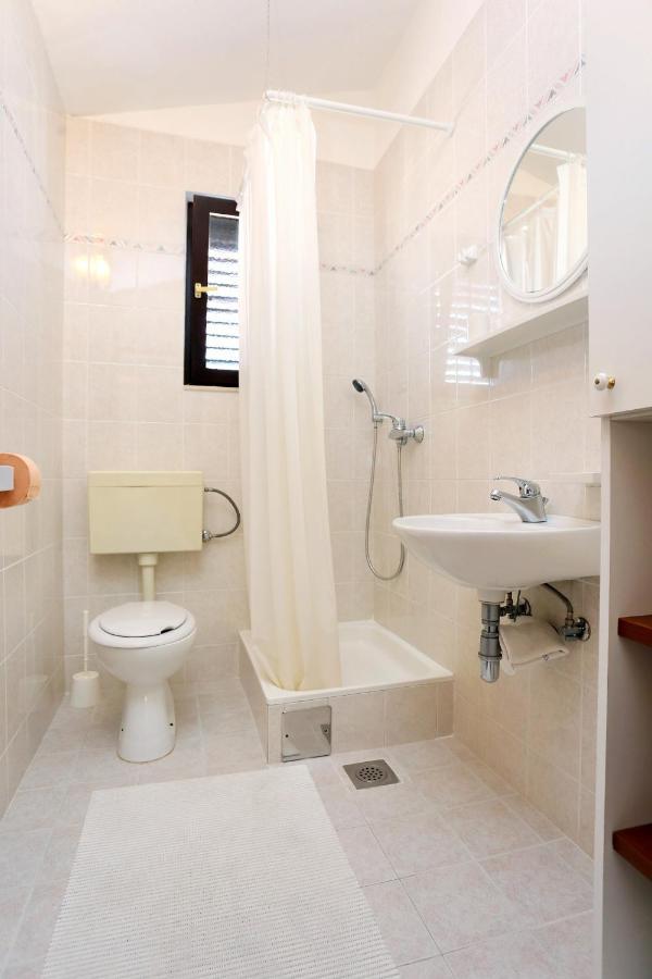 Family Friendly Seaside Apartments Razanj, Rogoznica - 10373 Extérieur photo