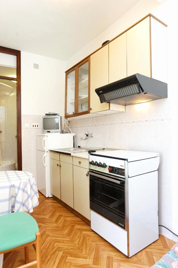 Family Friendly Seaside Apartments Razanj, Rogoznica - 10373 Extérieur photo