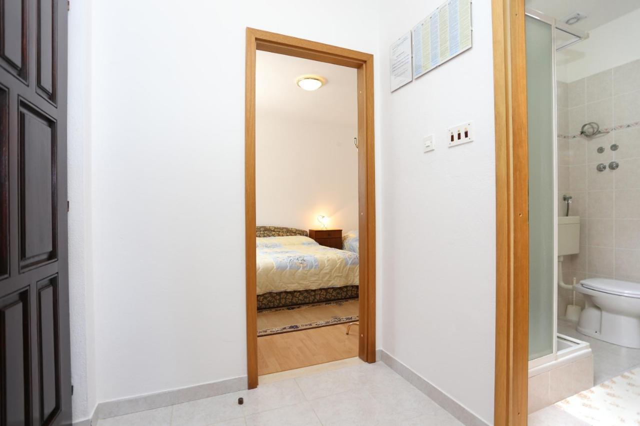 Family Friendly Seaside Apartments Razanj, Rogoznica - 10373 Extérieur photo