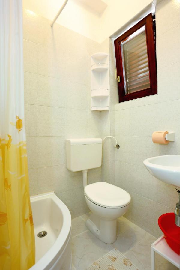 Family Friendly Seaside Apartments Razanj, Rogoznica - 10373 Extérieur photo