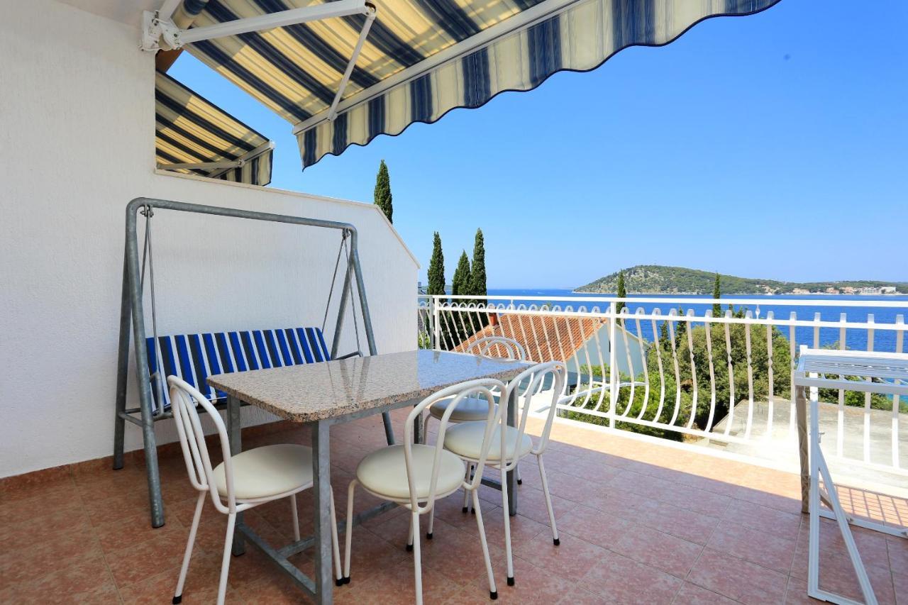 Family Friendly Seaside Apartments Razanj, Rogoznica - 10373 Extérieur photo