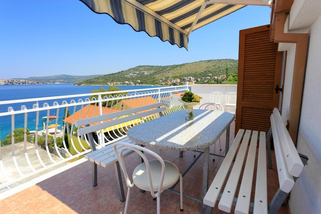 Family Friendly Seaside Apartments Razanj, Rogoznica - 10373 Extérieur photo