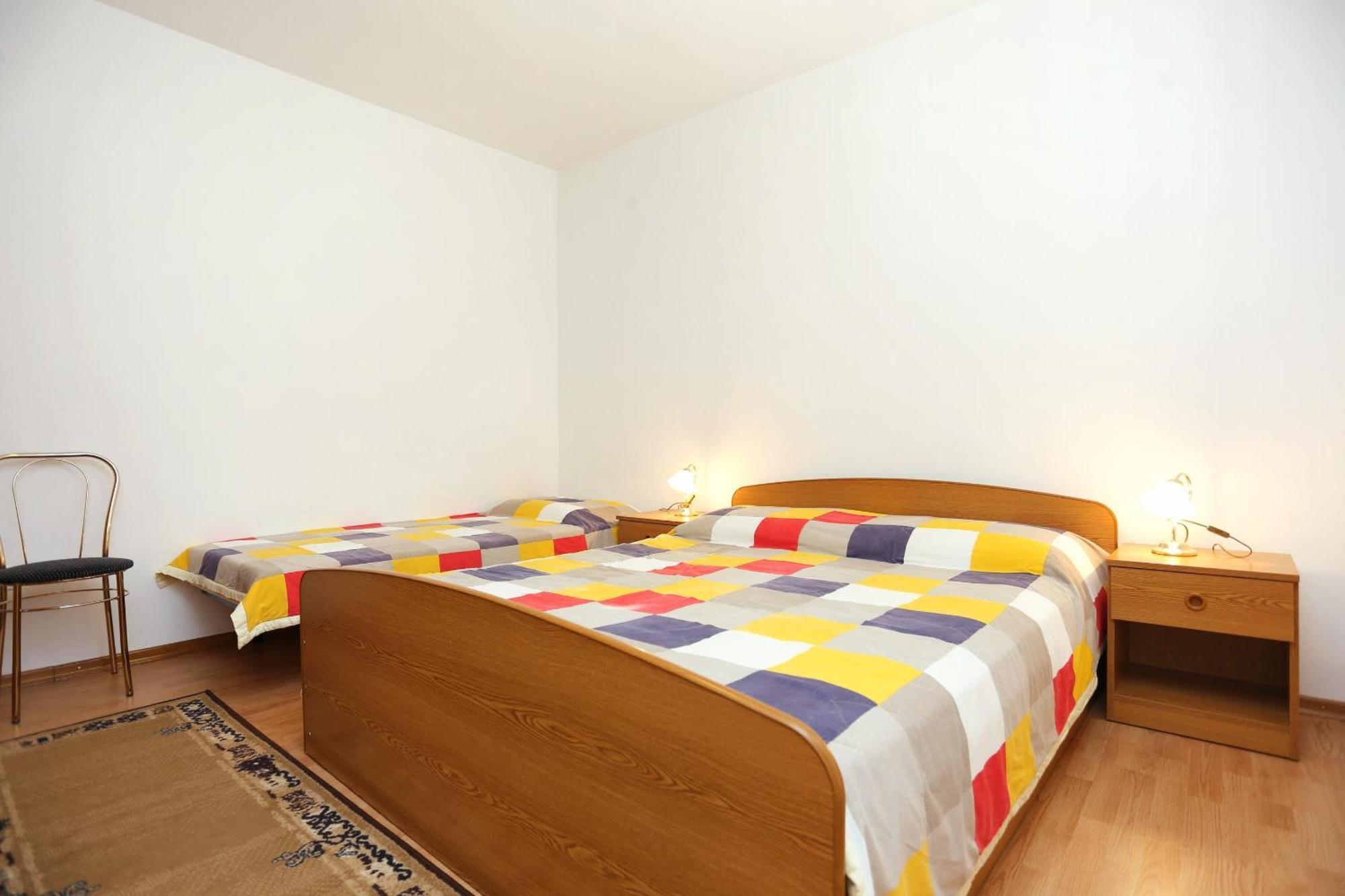 Family Friendly Seaside Apartments Razanj, Rogoznica - 10373 Chambre photo