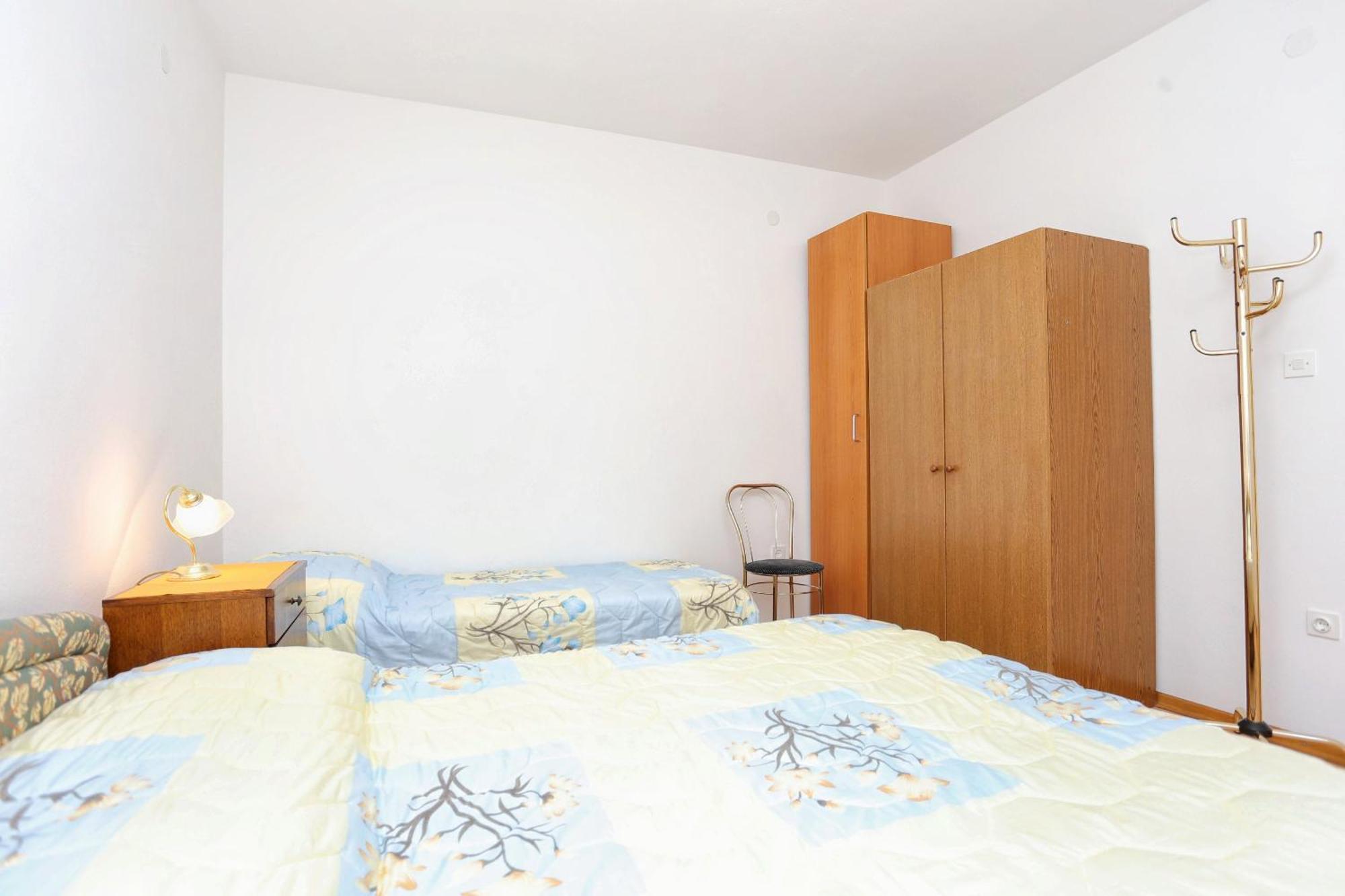Family Friendly Seaside Apartments Razanj, Rogoznica - 10373 Chambre photo