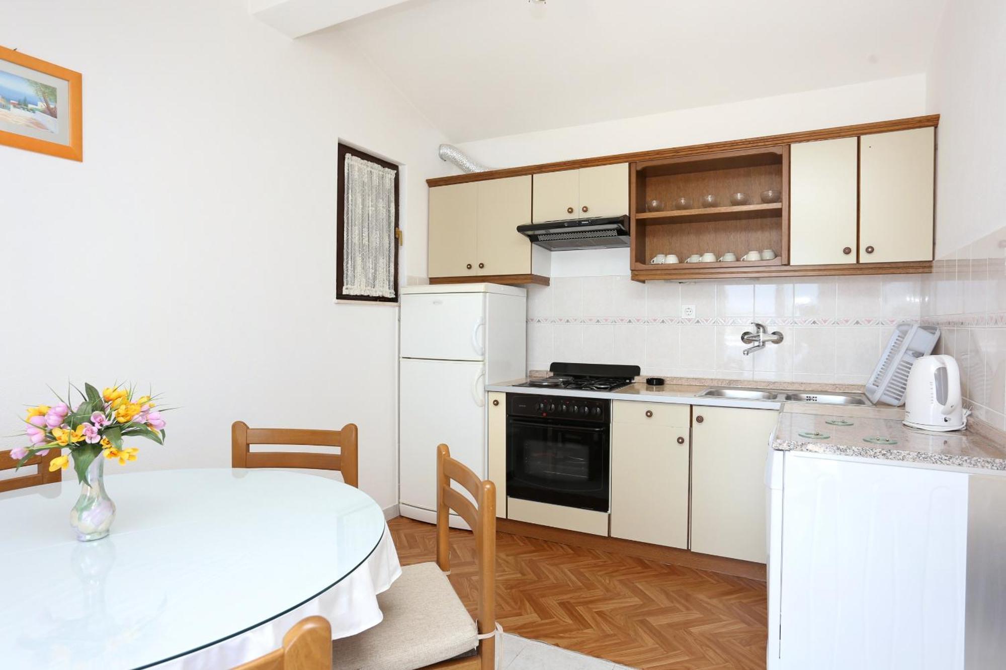 Family Friendly Seaside Apartments Razanj, Rogoznica - 10373 Chambre photo