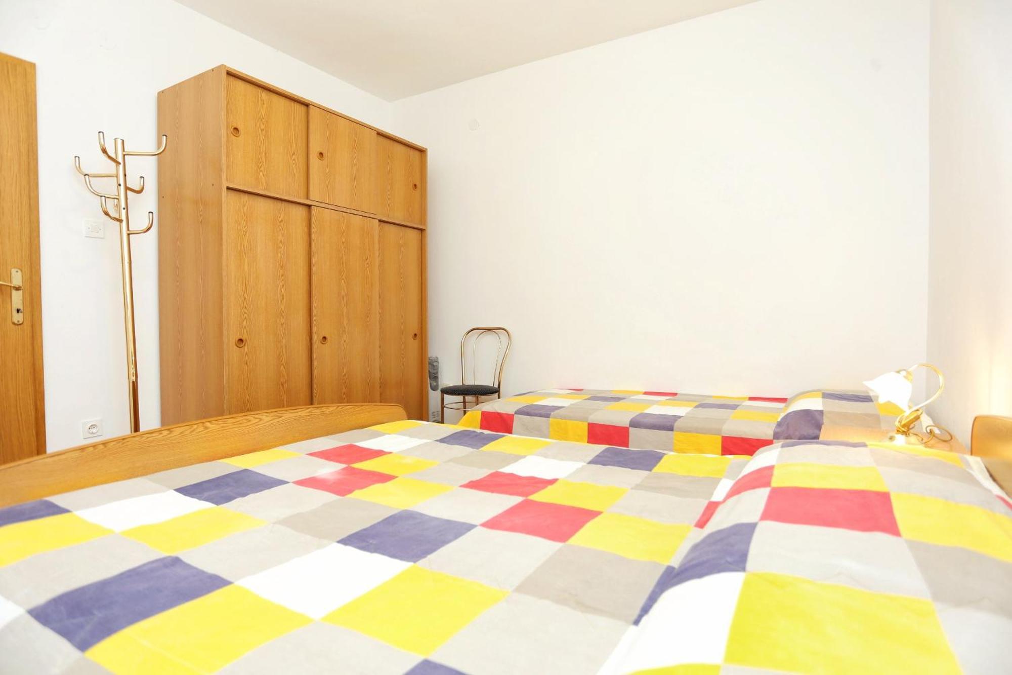 Family Friendly Seaside Apartments Razanj, Rogoznica - 10373 Chambre photo